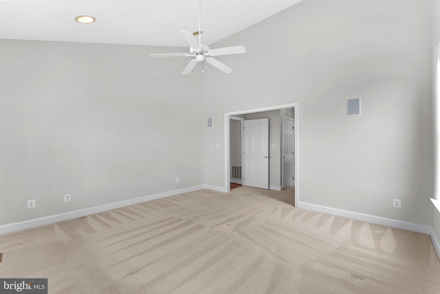 13852 CRABTREE WAY, GAINESVILLE, Virginia 20155, 3 Bedrooms Bedrooms, ,4 BathroomsBathrooms,Residential,For sale,13852 CRABTREE WAY,VAPW2111508 MLS # VAPW2111508