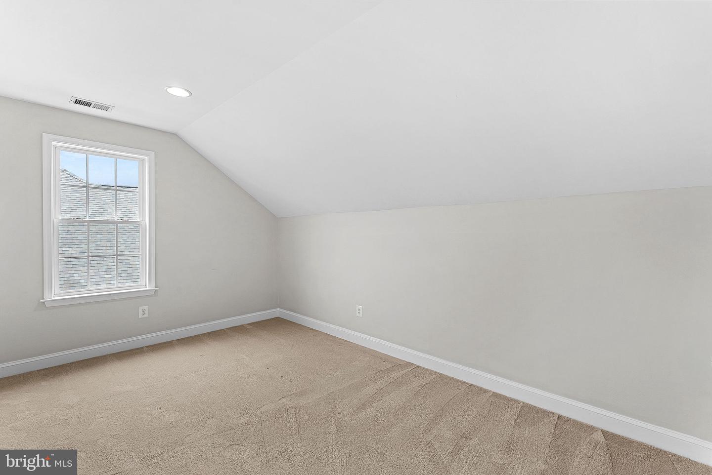 13852 CRABTREE WAY, GAINESVILLE, Virginia 20155, 3 Bedrooms Bedrooms, ,4 BathroomsBathrooms,Residential,For sale,13852 CRABTREE WAY,VAPW2111508 MLS # VAPW2111508