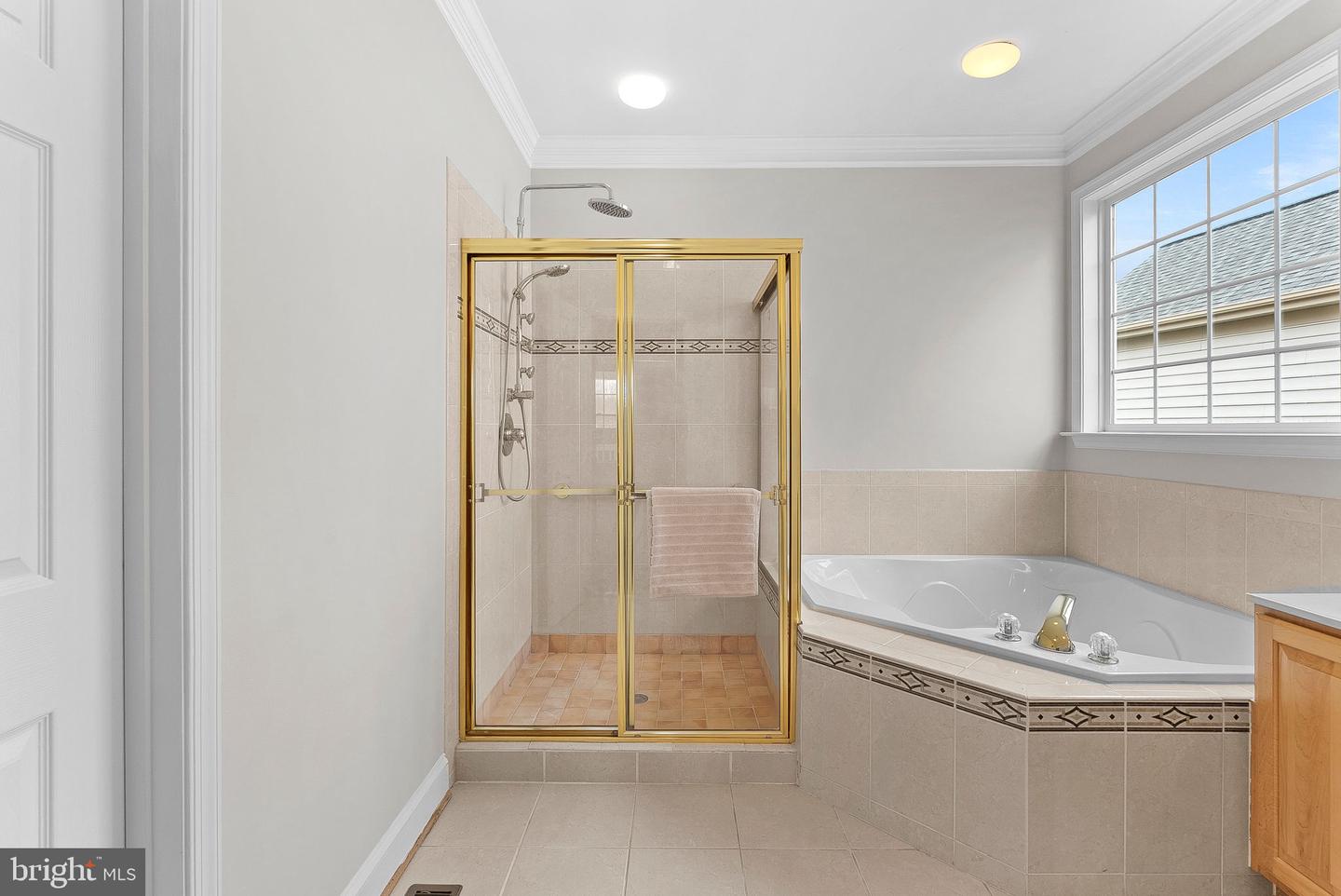 13852 CRABTREE WAY, GAINESVILLE, Virginia 20155, 3 Bedrooms Bedrooms, ,4 BathroomsBathrooms,Residential,For sale,13852 CRABTREE WAY,VAPW2111508 MLS # VAPW2111508