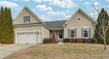 Amazing one-level living home in the 55+ community of Four Seasons.