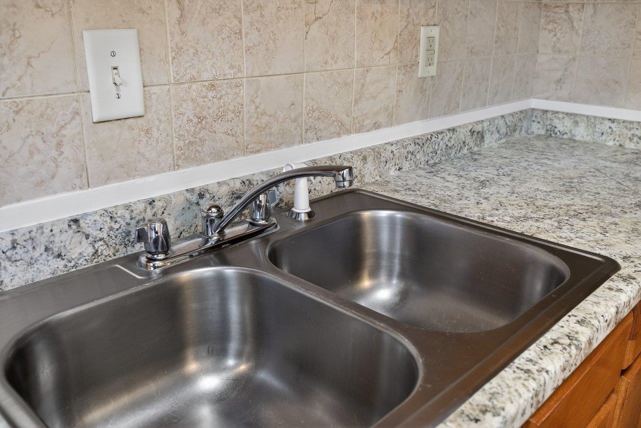 2527 HYDRAULIC RD, CHARLOTTESVILLE, Virginia 22901, 2 Bedrooms Bedrooms, ,1 BathroomBathrooms,Residential,2527 HYDRAULIC RD,674111 MLS # 674111