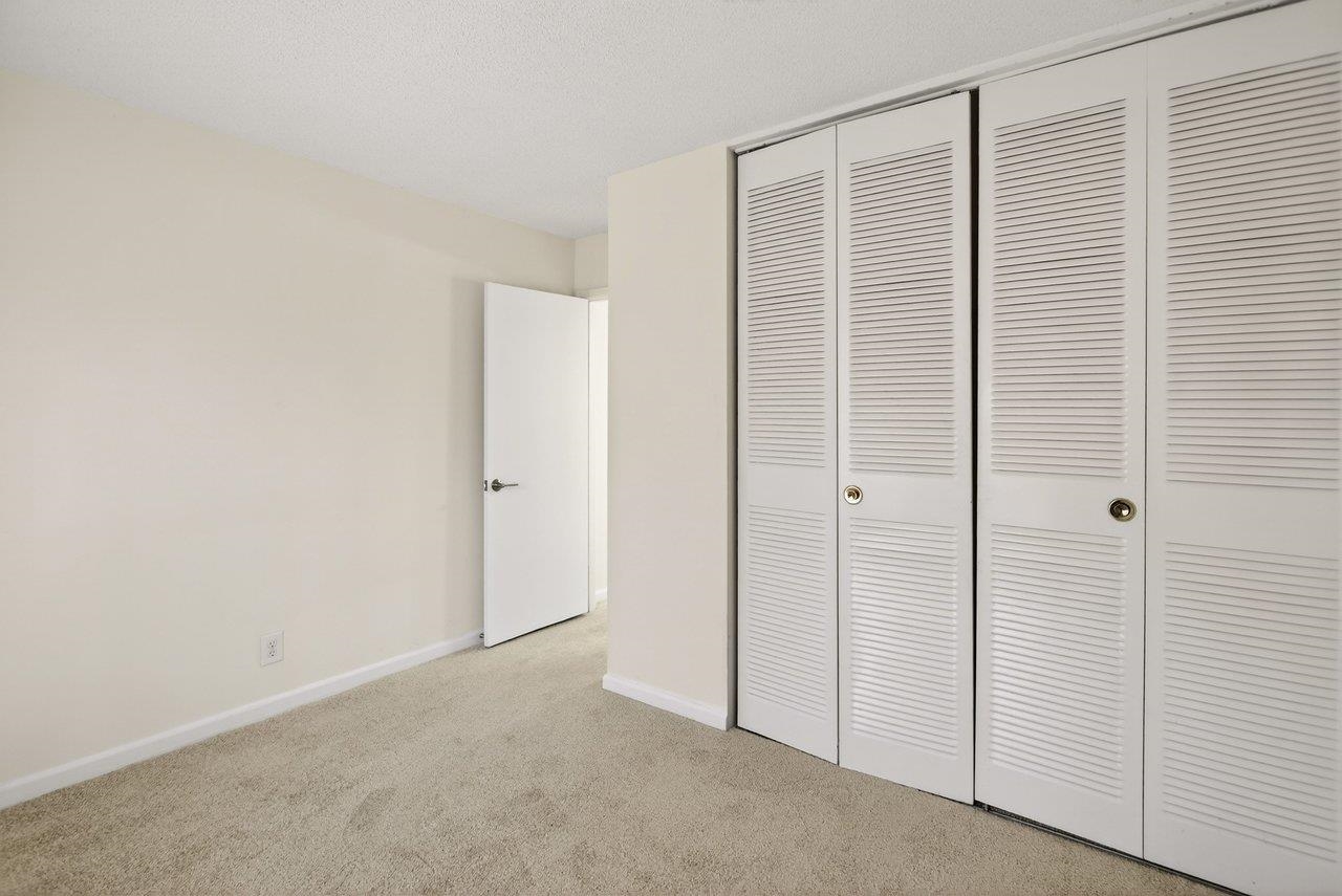 2527 HYDRAULIC RD, CHARLOTTESVILLE, Virginia 22901, 2 Bedrooms Bedrooms, ,1 BathroomBathrooms,Residential,2527 HYDRAULIC RD,674111 MLS # 674111