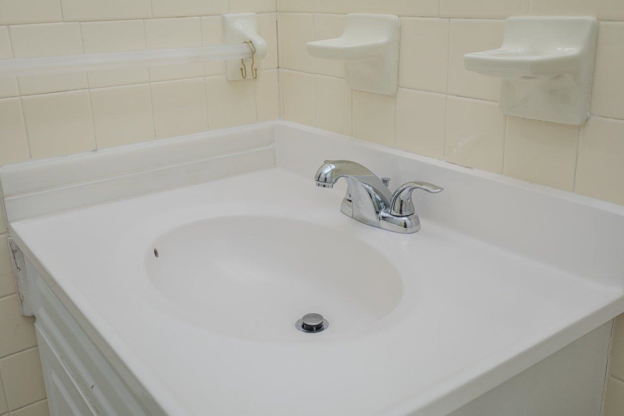 2527 HYDRAULIC RD, CHARLOTTESVILLE, Virginia 22901, 2 Bedrooms Bedrooms, ,1 BathroomBathrooms,Residential,2527 HYDRAULIC RD,674111 MLS # 674111