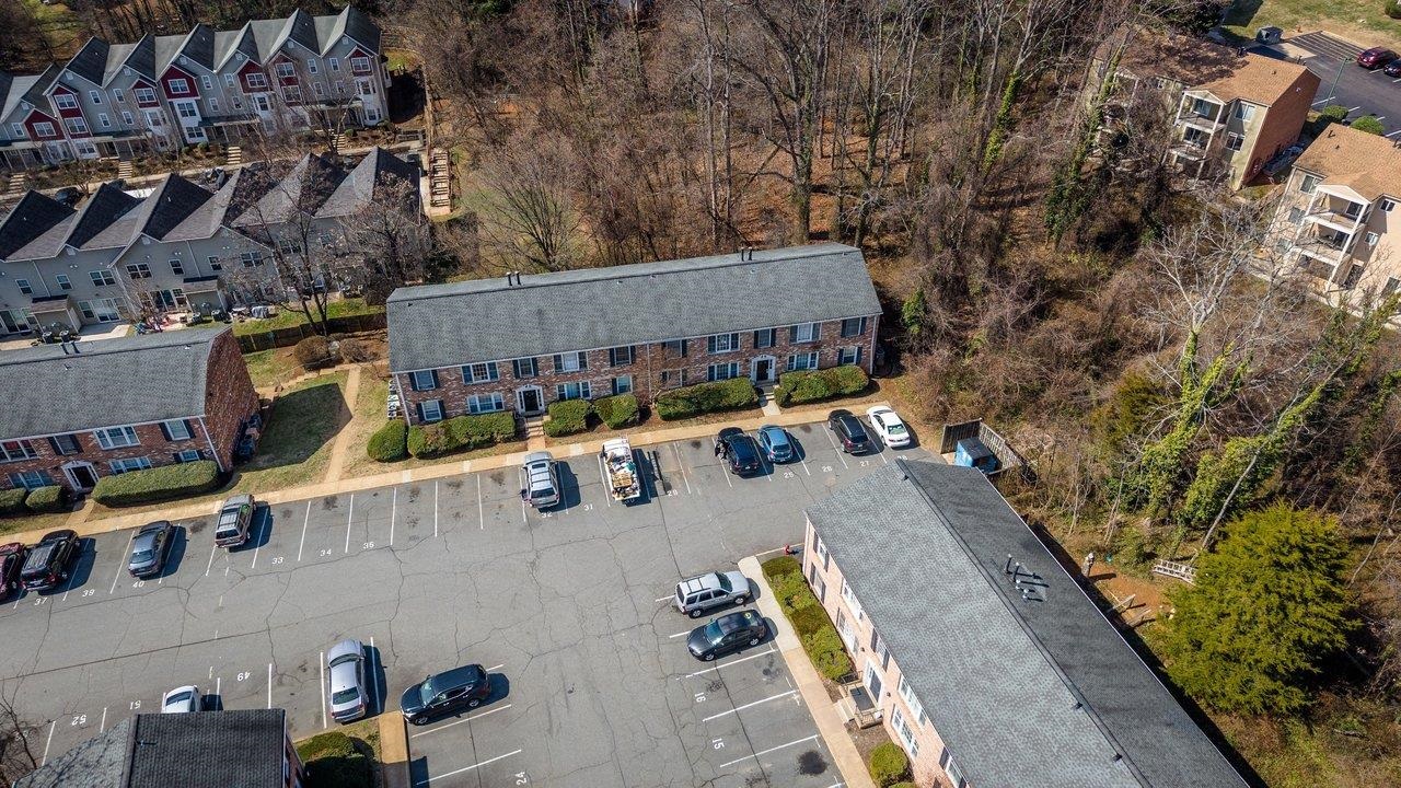 2527 HYDRAULIC RD, CHARLOTTESVILLE, Virginia 22901, 2 Bedrooms Bedrooms, ,1 BathroomBathrooms,Residential,2527 HYDRAULIC RD,674111 MLS # 674111