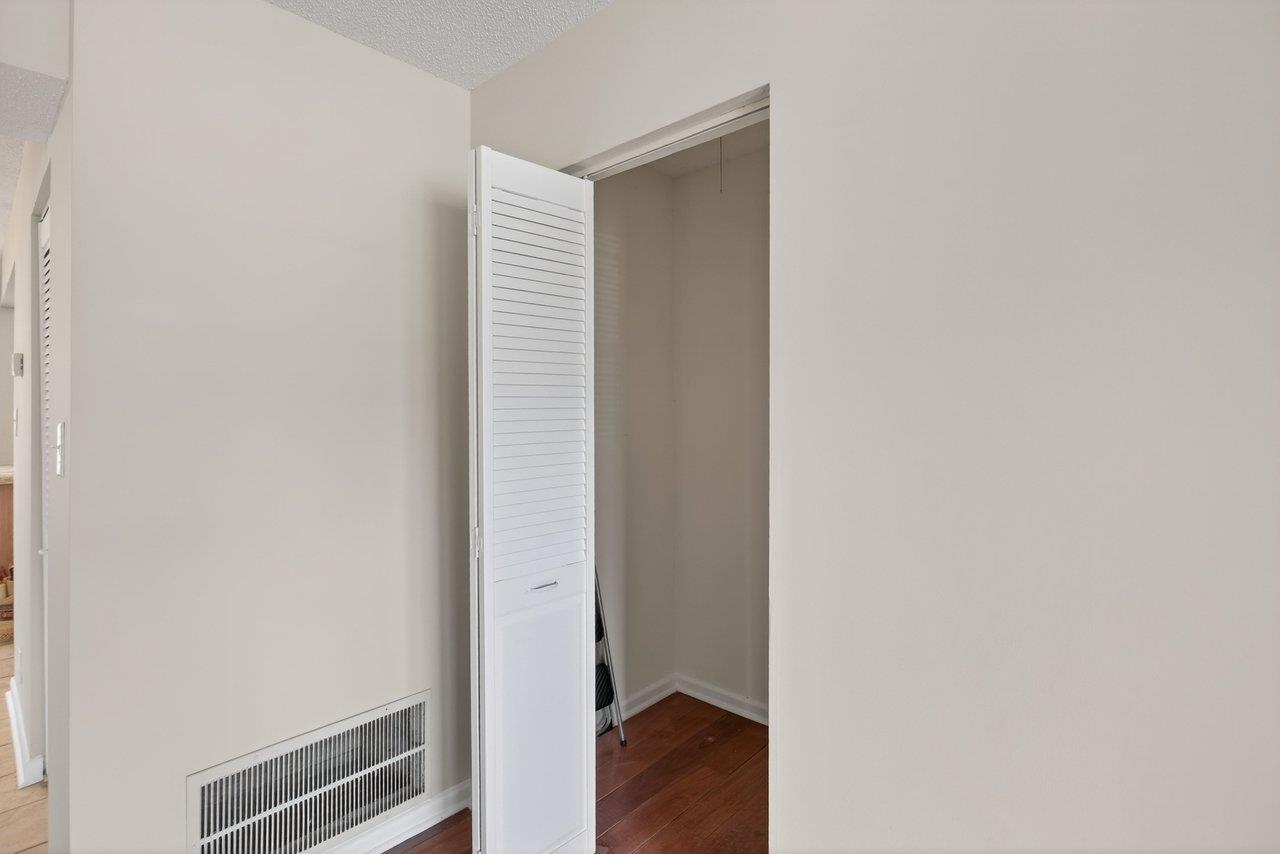 2527 HYDRAULIC RD, CHARLOTTESVILLE, Virginia 22901, 2 Bedrooms Bedrooms, ,1 BathroomBathrooms,Residential,2527 HYDRAULIC RD,674111 MLS # 674111