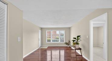 2527 HYDRAULIC RD, CHARLOTTESVILLE, Virginia 22901, 2 Bedrooms Bedrooms, ,1 BathroomBathrooms,Residential,2527 HYDRAULIC RD,674111 MLS # 674111