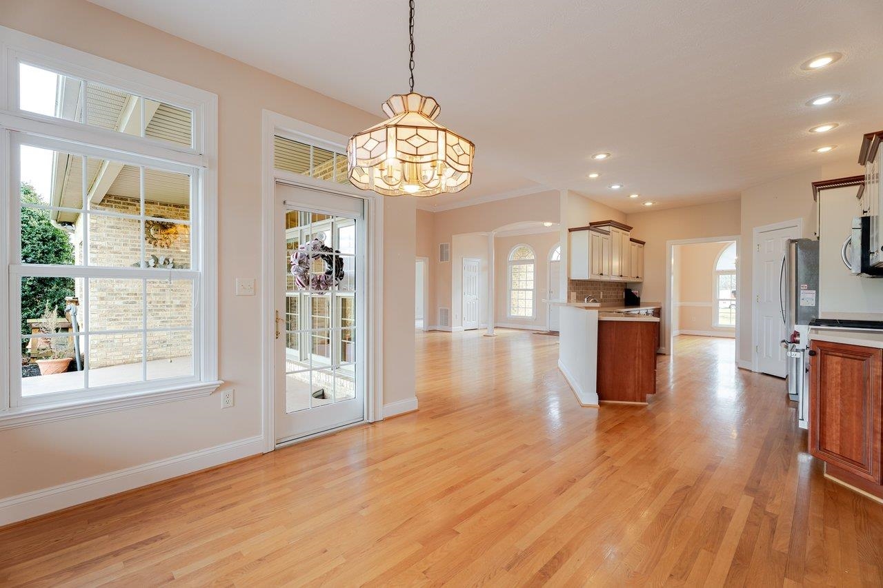 991 CLICKS LN, NEW MARKET, Virginia 22844, 3 Bedrooms Bedrooms, ,2 BathroomsBathrooms,Residential,991 CLICKS LN,674112 MLS # 674112