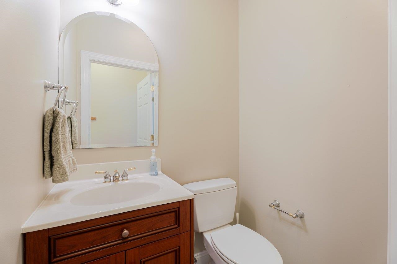 991 CLICKS LN, NEW MARKET, Virginia 22844, 3 Bedrooms Bedrooms, ,2 BathroomsBathrooms,Residential,991 CLICKS LN,674112 MLS # 674112