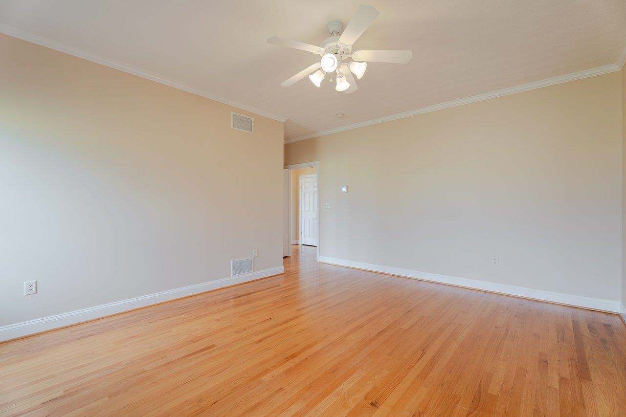 991 CLICKS LN, NEW MARKET, Virginia 22844, 3 Bedrooms Bedrooms, ,2 BathroomsBathrooms,Residential,991 CLICKS LN,674112 MLS # 674112