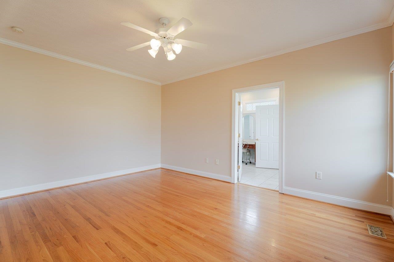 991 CLICKS LN, NEW MARKET, Virginia 22844, 3 Bedrooms Bedrooms, ,2 BathroomsBathrooms,Residential,991 CLICKS LN,674112 MLS # 674112