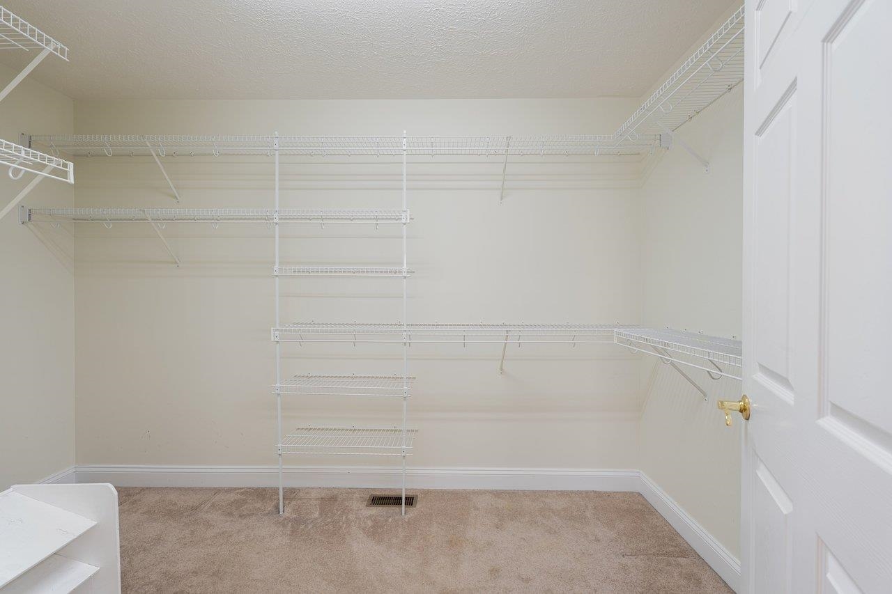 991 CLICKS LN, NEW MARKET, Virginia 22844, 3 Bedrooms Bedrooms, ,2 BathroomsBathrooms,Residential,991 CLICKS LN,674112 MLS # 674112