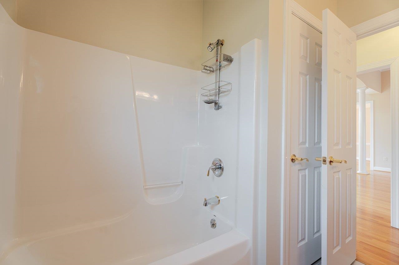 991 CLICKS LN, NEW MARKET, Virginia 22844, 3 Bedrooms Bedrooms, ,2 BathroomsBathrooms,Residential,991 CLICKS LN,674112 MLS # 674112