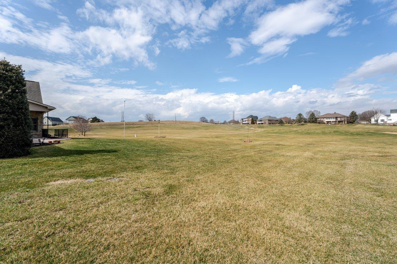 991 CLICKS LN, NEW MARKET, Virginia 22844, 3 Bedrooms Bedrooms, ,2 BathroomsBathrooms,Residential,991 CLICKS LN,674112 MLS # 674112