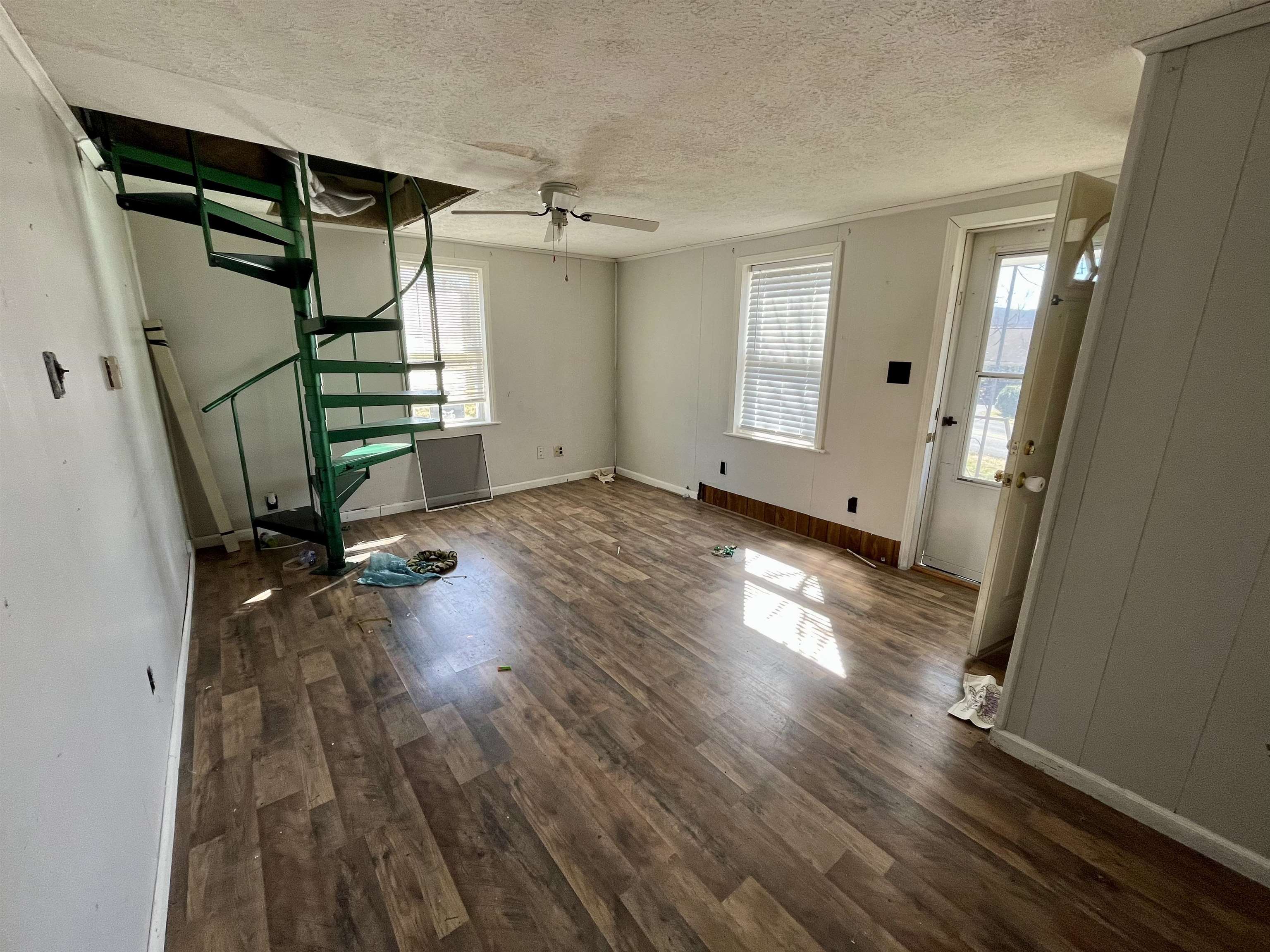 560 DOOMS CROSSING RD, WAYNESBORO, Virginia 22980, 3 Bedrooms Bedrooms, ,1 BathroomBathrooms,Residential,560 DOOMS CROSSING RD,674123 MLS # 674123