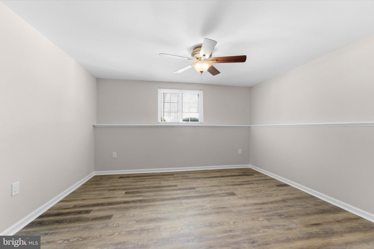 9804 BRIGHTLEA DR, VIENNA, Virginia 22181, 5 Bedrooms Bedrooms, 8 Rooms Rooms,3 BathroomsBathrooms,Residential,For sale,9804 BRIGHTLEA DR,VAFX2291008 MLS # VAFX2291008