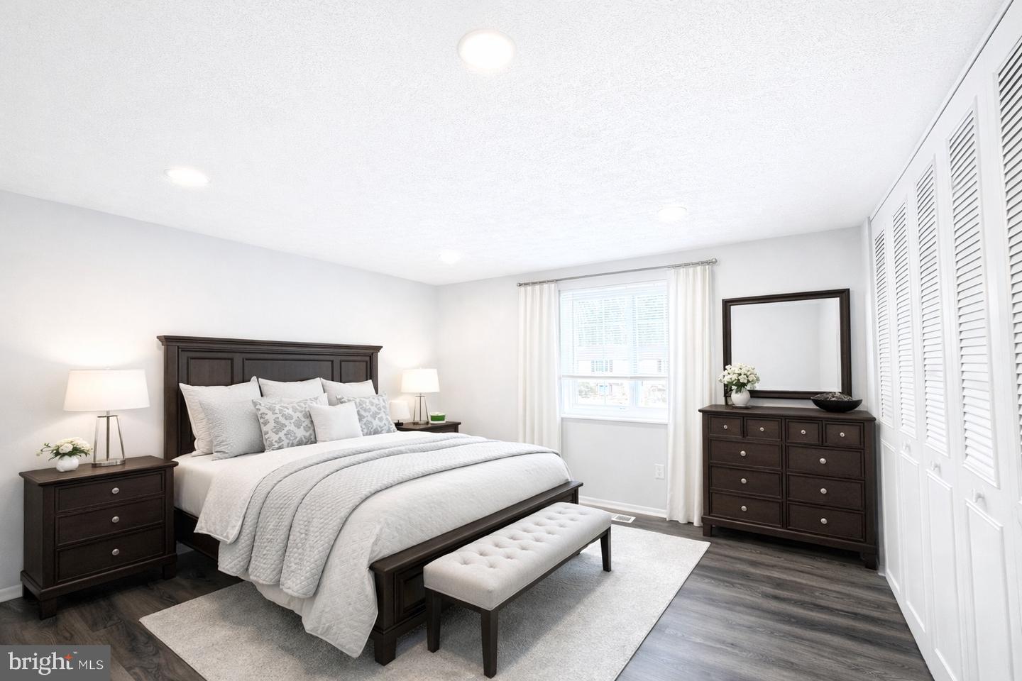 9804 BRIGHTLEA DR, VIENNA, Virginia 22181, 5 Bedrooms Bedrooms, 8 Rooms Rooms,3 BathroomsBathrooms,Residential,For sale,9804 BRIGHTLEA DR,VAFX2291008 MLS # VAFX2291008