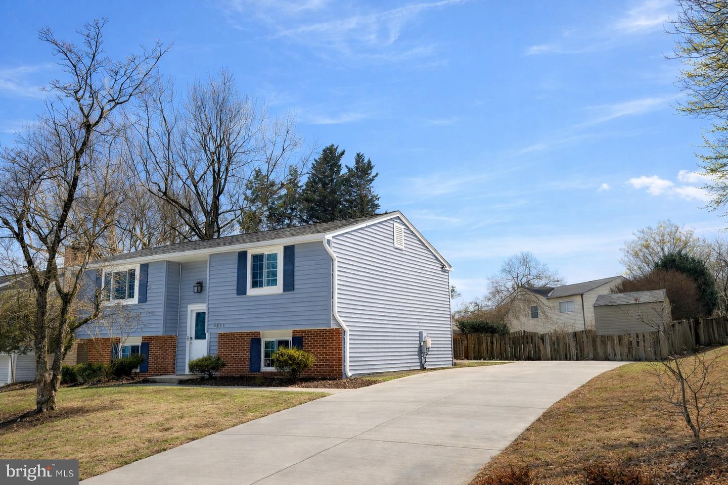 9804 BRIGHTLEA DR, VIENNA, Virginia 22181, 5 Bedrooms Bedrooms, 8 Rooms Rooms,3 BathroomsBathrooms,Residential,For sale,9804 BRIGHTLEA DR,VAFX2291008 MLS # VAFX2291008