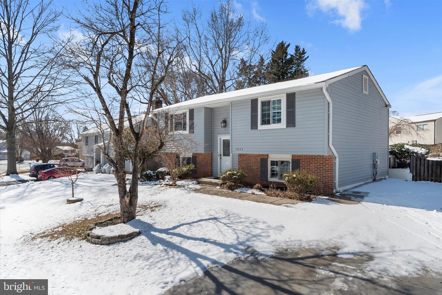 9804 BRIGHTLEA DR, VIENNA, Virginia 22181, 5 Bedrooms Bedrooms, 8 Rooms Rooms,3 BathroomsBathrooms,Residential,For sale,9804 BRIGHTLEA DR,VAFX2291008 MLS # VAFX2291008