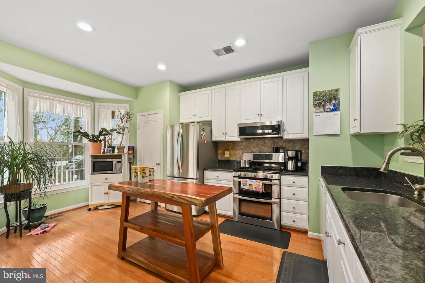 7310 OLD POHICK WAY, LORTON, Virginia 22079, 3 Bedrooms Bedrooms, ,2 BathroomsBathrooms,Residential,For sale,7310 OLD POHICK WAY,VAFX2291280 MLS # VAFX2291280