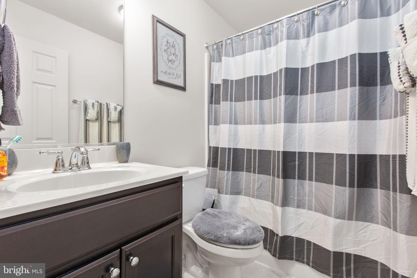 122 JEFFERSON AVE, LOCUST GROVE, Virginia 22508, 3 Bedrooms Bedrooms, ,2 BathroomsBathrooms,Residential,For sale,122 JEFFERSON AVE,VAOR2013362 MLS # VAOR2013362