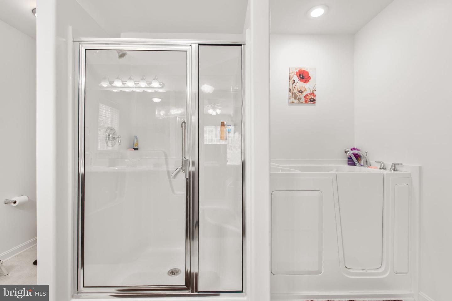 122 JEFFERSON AVE, LOCUST GROVE, Virginia 22508, 3 Bedrooms Bedrooms, ,2 BathroomsBathrooms,Residential,For sale,122 JEFFERSON AVE,VAOR2013362 MLS # VAOR2013362