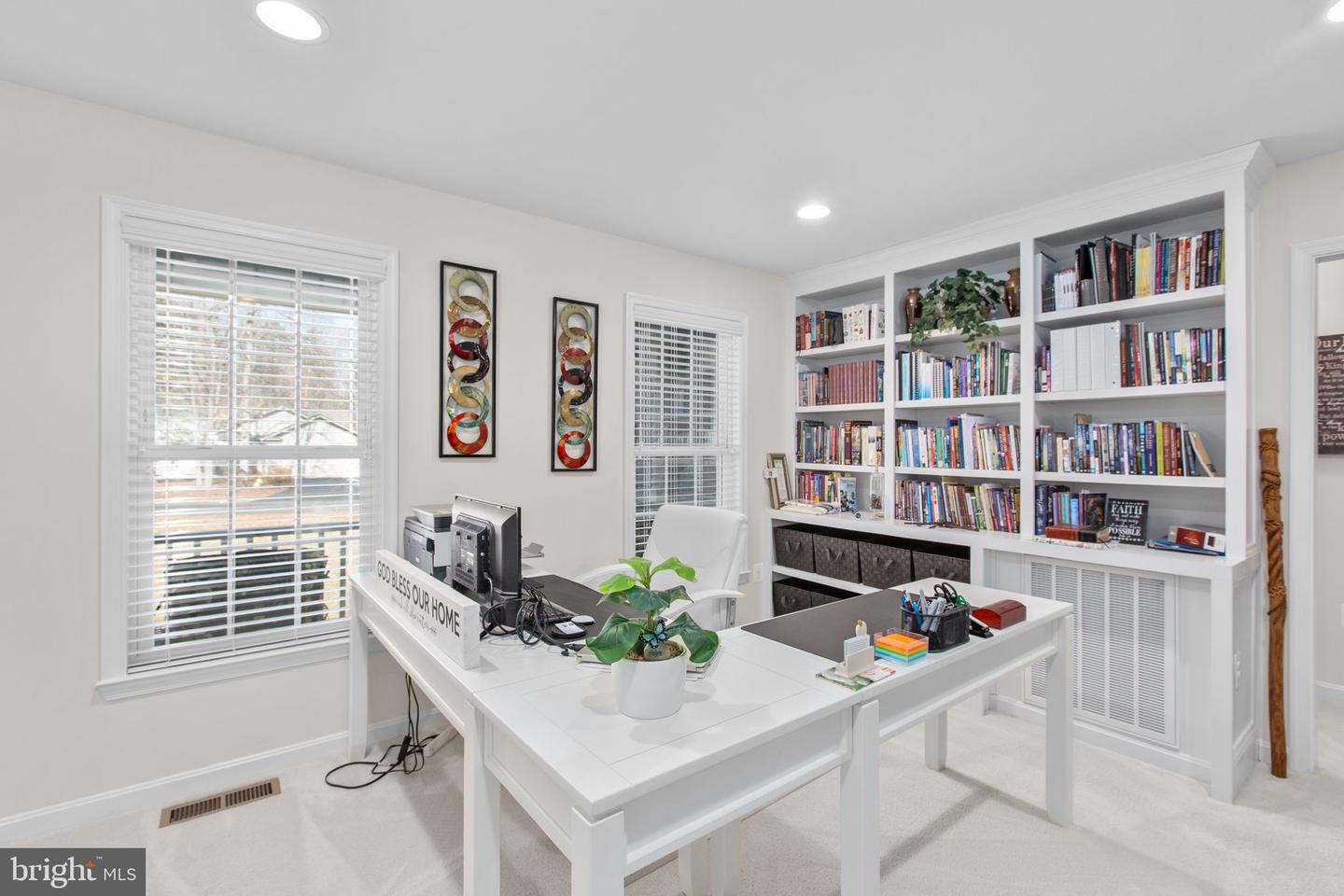 122 JEFFERSON AVE, LOCUST GROVE, Virginia 22508, 3 Bedrooms Bedrooms, ,2 BathroomsBathrooms,Residential,For sale,122 JEFFERSON AVE,VAOR2013362 MLS # VAOR2013362