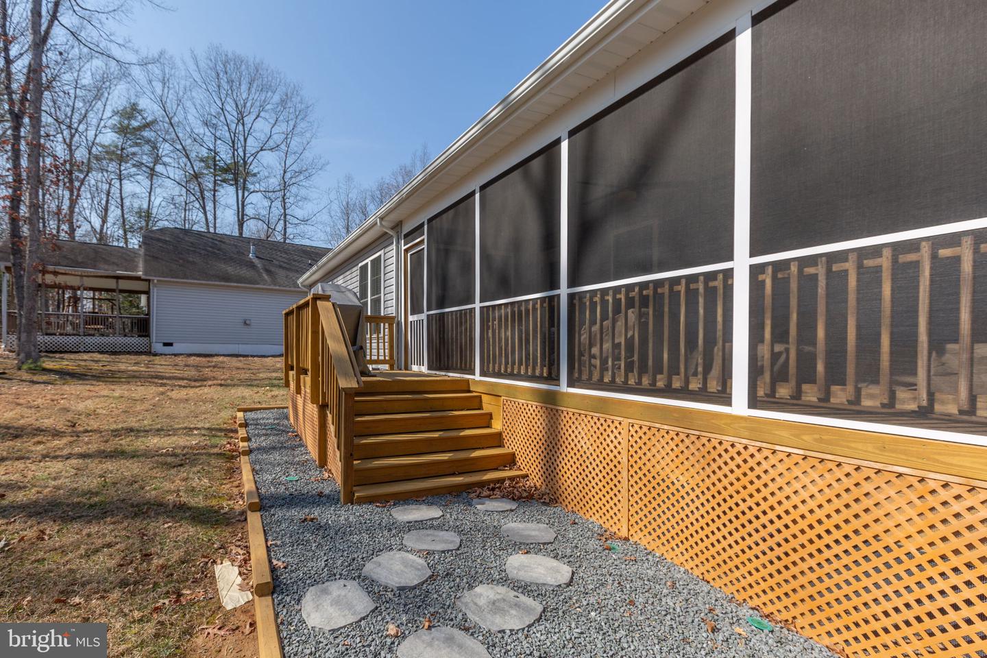 122 JEFFERSON AVE, LOCUST GROVE, Virginia 22508, 3 Bedrooms Bedrooms, ,2 BathroomsBathrooms,Residential,For sale,122 JEFFERSON AVE,VAOR2013362 MLS # VAOR2013362