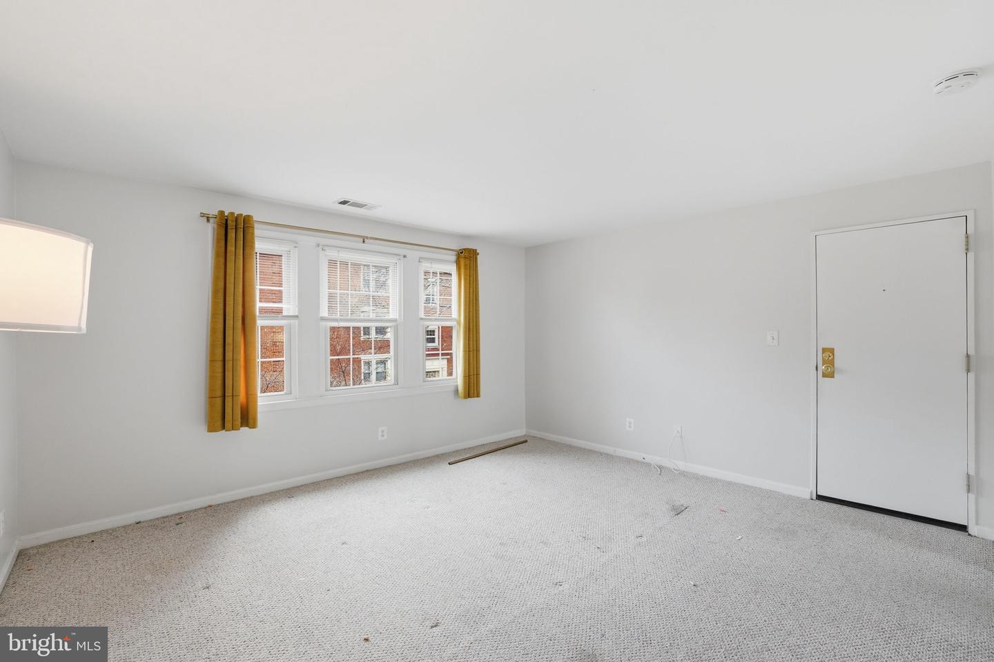 525 BASHFORD LN #4, ALEXANDRIA, Virginia 22314, ,1 BathroomBathrooms,Residential,For sale,525 BASHFORD LN #4,VAAX2054396 MLS # VAAX2054396