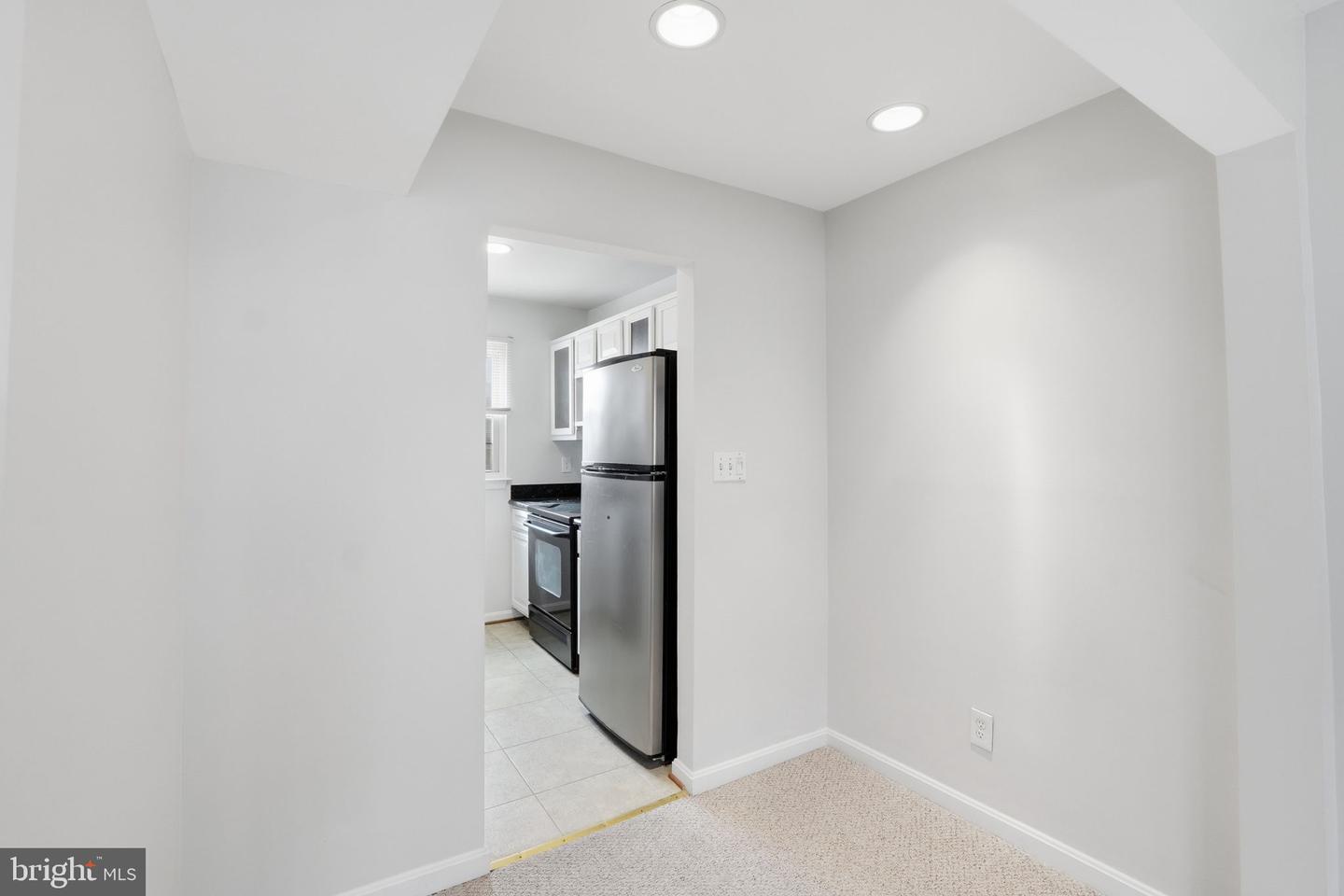 525 BASHFORD LN #4, ALEXANDRIA, Virginia 22314, ,1 BathroomBathrooms,Residential,For sale,525 BASHFORD LN #4,VAAX2054396 MLS # VAAX2054396