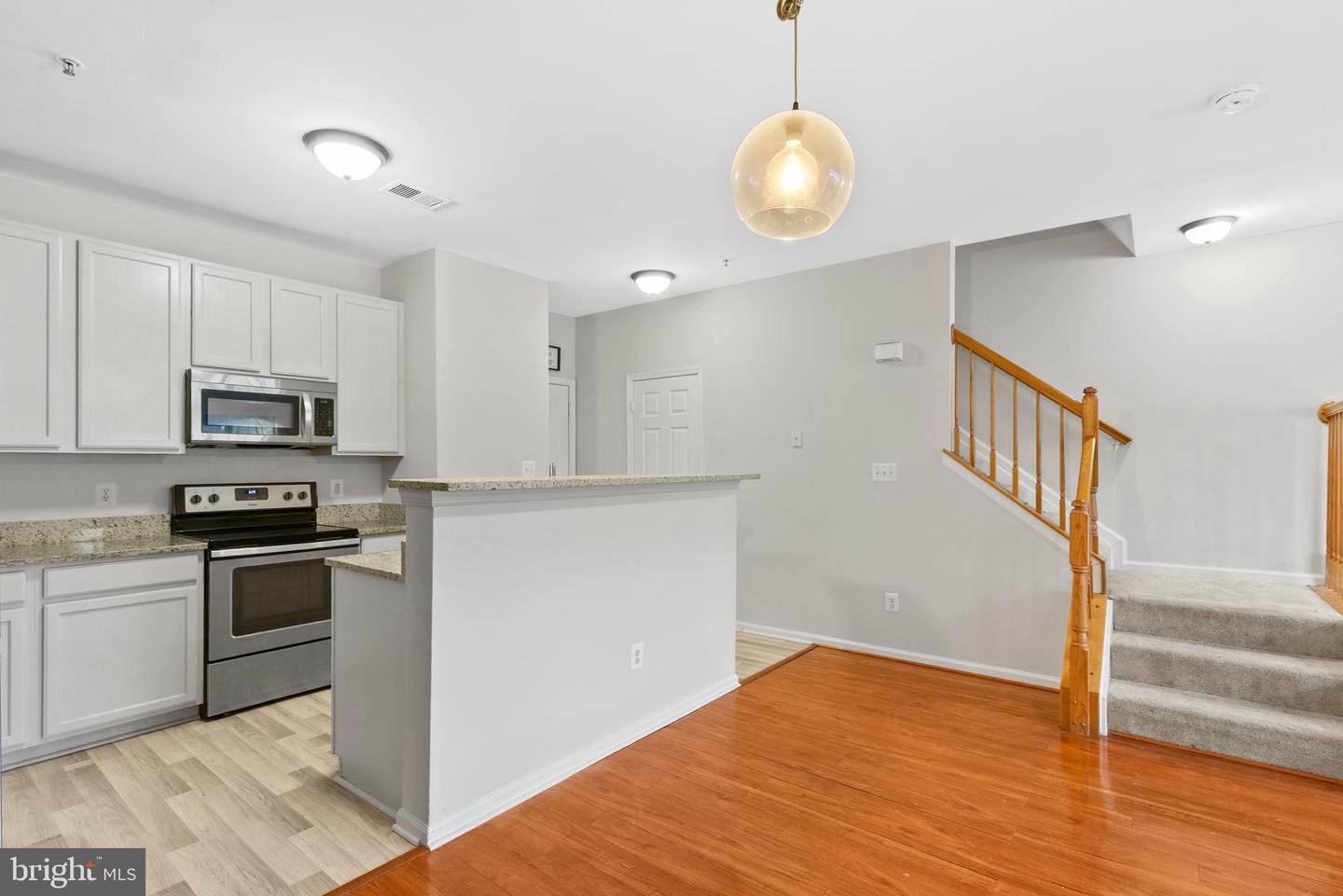 5095 ANCHORSTONE DR #5095, WOODBRIDGE, Virginia 22192, 3 Bedrooms Bedrooms, ,2 BathroomsBathrooms,Residential,For sale,5095 ANCHORSTONE DR #5095,VAPW2113080 MLS # VAPW2113080