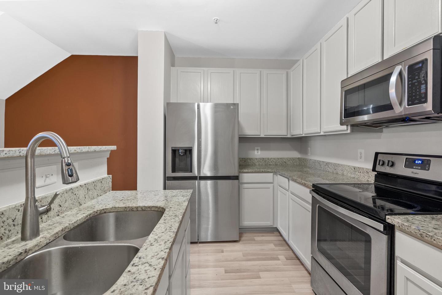 5095 ANCHORSTONE DR #5095, WOODBRIDGE, Virginia 22192, 3 Bedrooms Bedrooms, ,2 BathroomsBathrooms,Residential,For sale,5095 ANCHORSTONE DR #5095,VAPW2113080 MLS # VAPW2113080