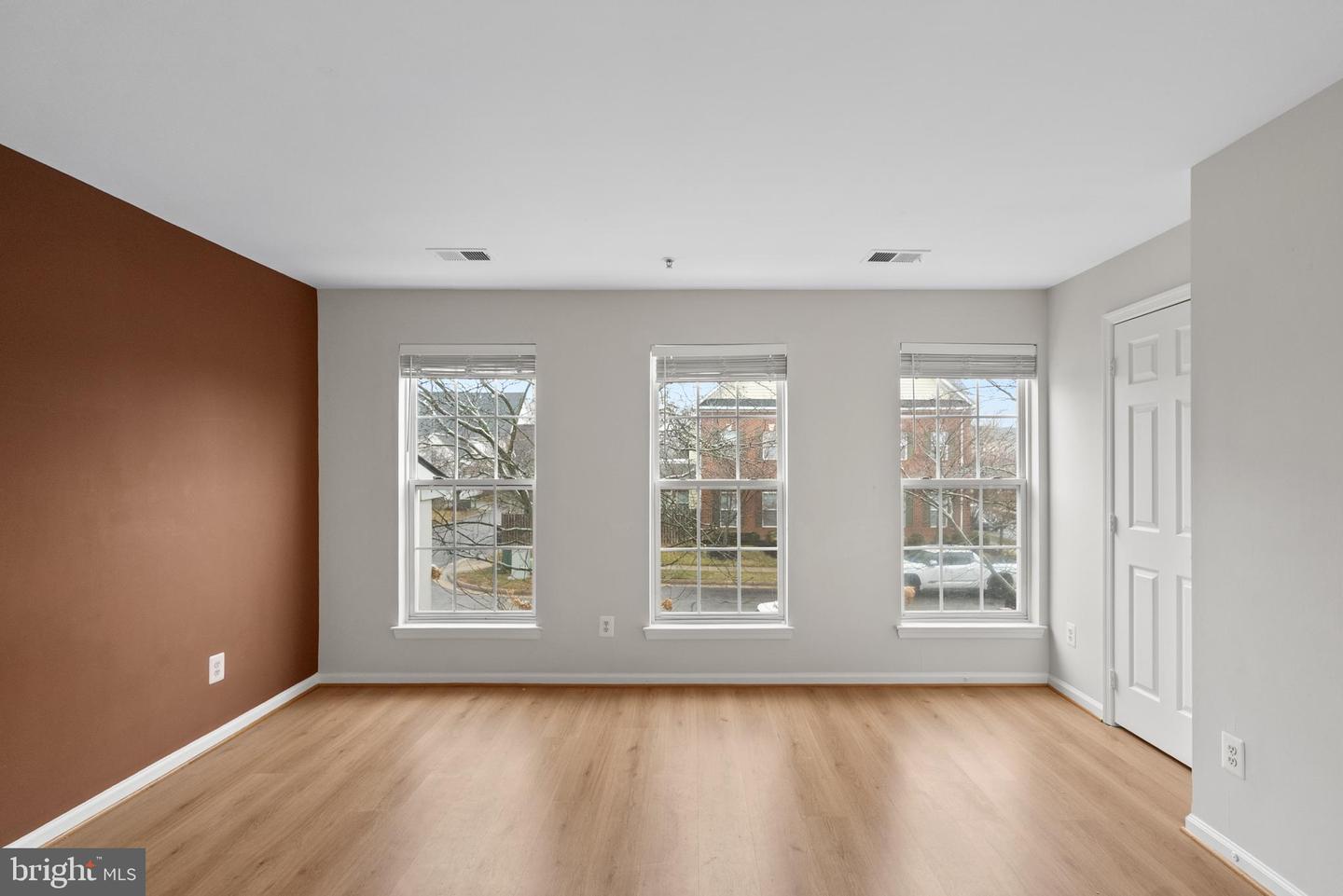 5095 ANCHORSTONE DR #5095, WOODBRIDGE, Virginia 22192, 3 Bedrooms Bedrooms, ,2 BathroomsBathrooms,Residential,For sale,5095 ANCHORSTONE DR #5095,VAPW2113080 MLS # VAPW2113080