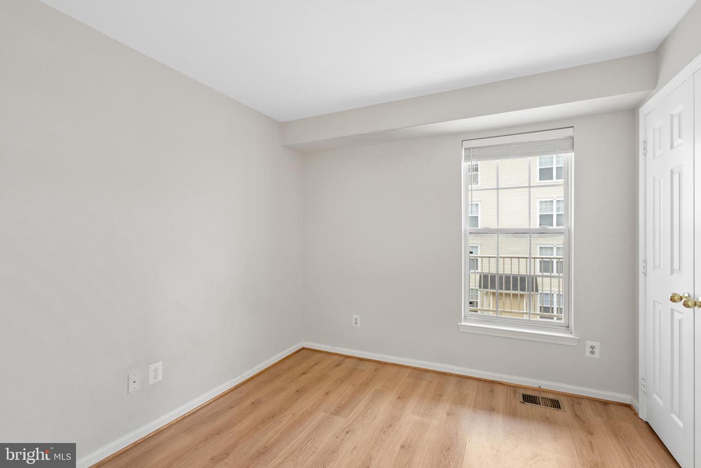 5095 ANCHORSTONE DR #5095, WOODBRIDGE, Virginia 22192, 3 Bedrooms Bedrooms, ,2 BathroomsBathrooms,Residential,For sale,5095 ANCHORSTONE DR #5095,VAPW2113080 MLS # VAPW2113080