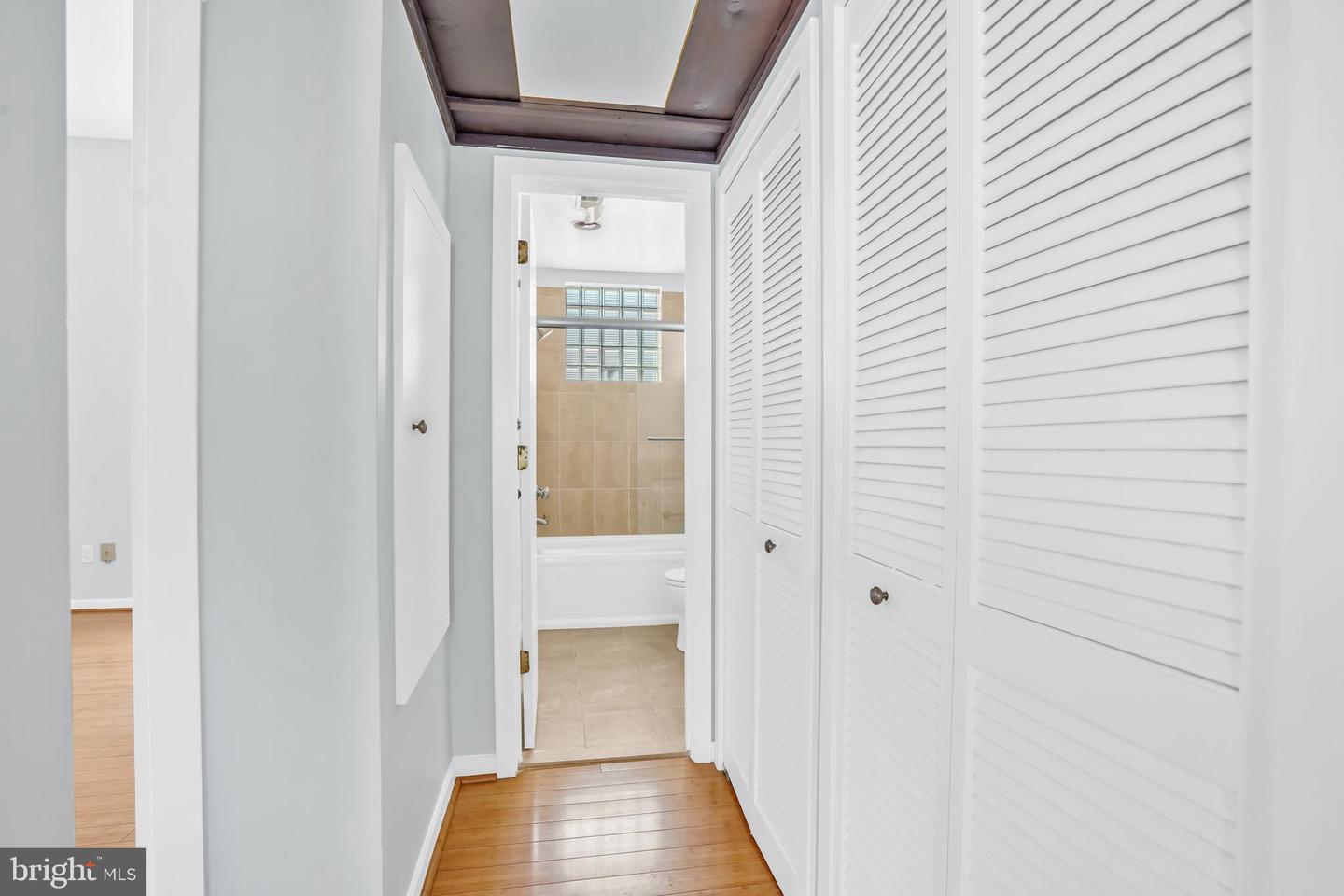 2114 N ST NW #46, WASHINGTON, District Of Columbia 20037, 1 Bedroom Bedrooms, ,1 BathroomBathrooms,Residential,For sale,2114 N ST NW #46,DCDC2247456 MLS # DCDC2247456