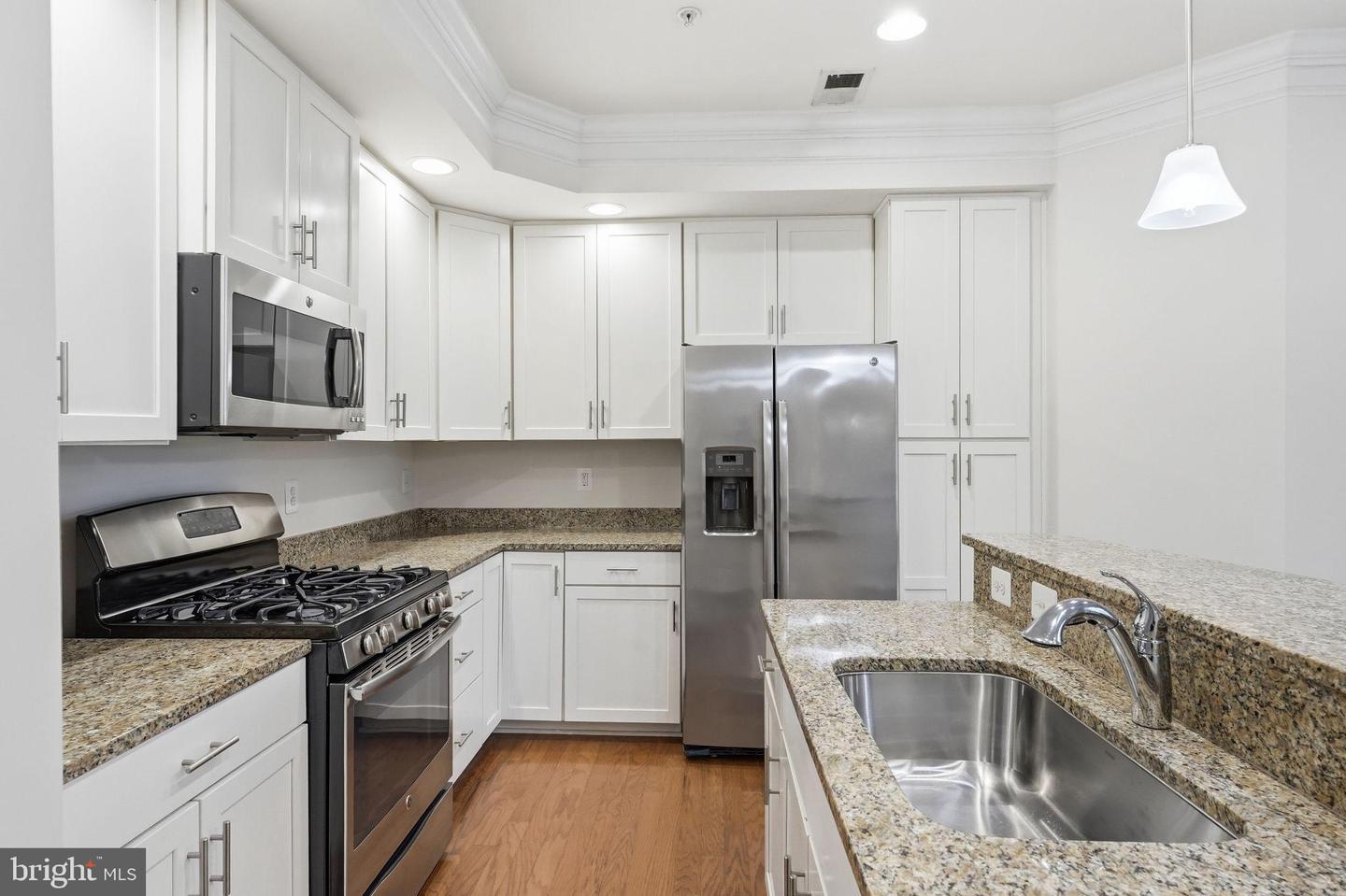 7480 BRUNSON, GAINESVILLE, Virginia 20155, 3 Bedrooms Bedrooms, 9 Rooms Rooms,2 BathroomsBathrooms,Residential,For sale,7480 BRUNSON,VAPW2113262 MLS # VAPW2113262