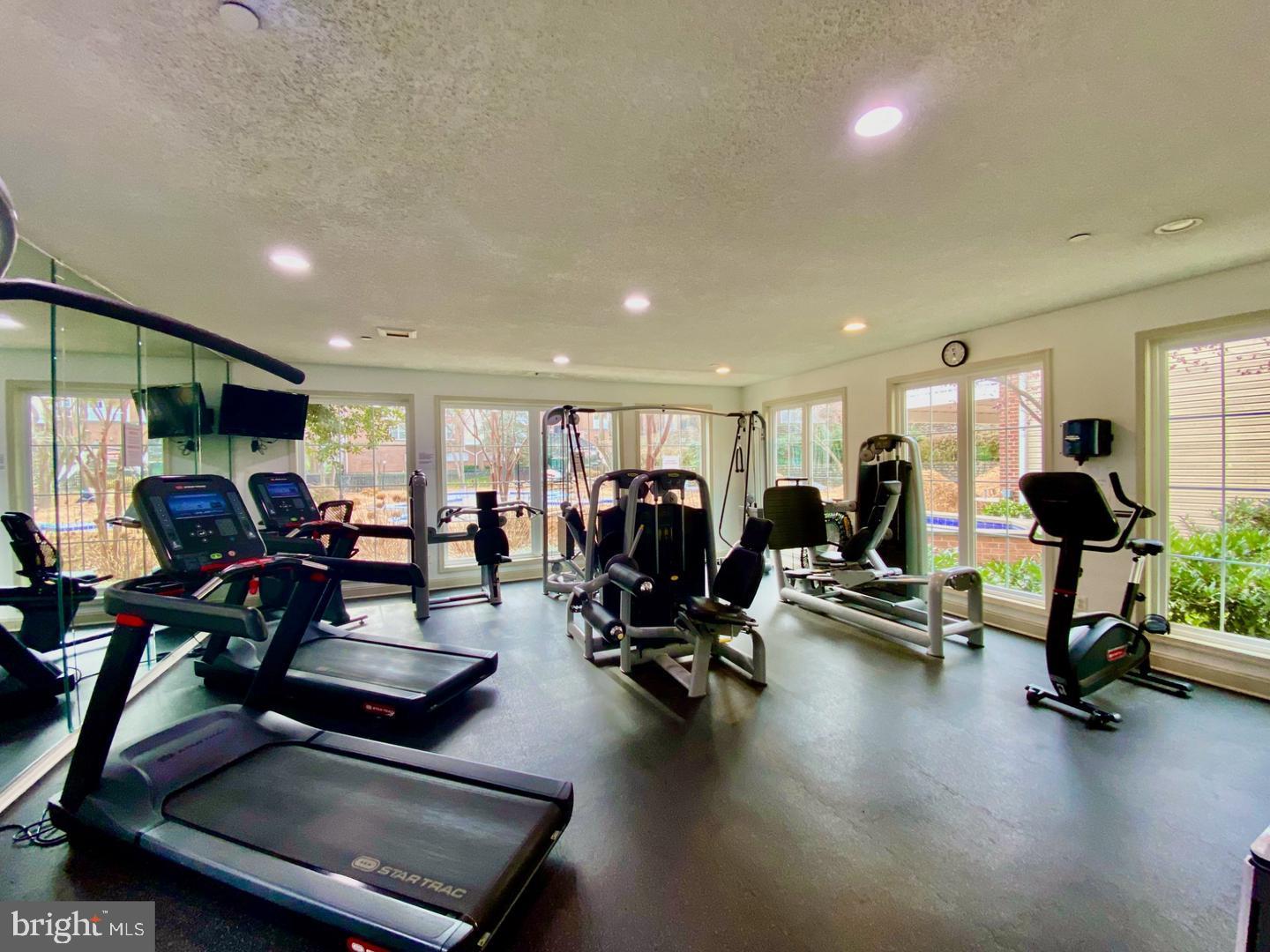 1540 LINCOLN WAY #101B, MCLEAN, Virginia 22102, 1 Bedroom Bedrooms, ,1 BathroomBathrooms,Residential,For sale,1540 LINCOLN WAY #101B,VAFX2292800 MLS # VAFX2292800