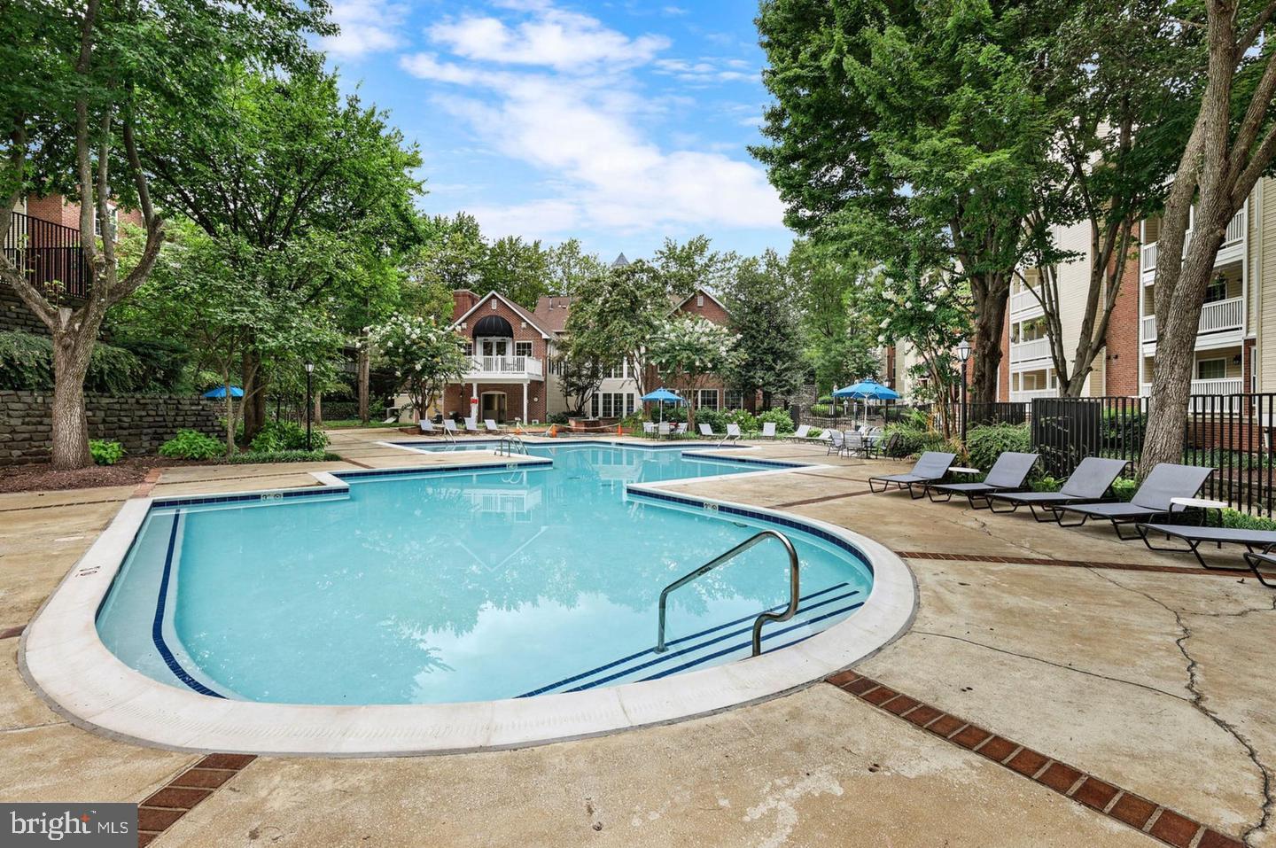 1540 LINCOLN WAY #101B, MCLEAN, Virginia 22102, 1 Bedroom Bedrooms, ,1 BathroomBathrooms,Residential,For sale,1540 LINCOLN WAY #101B,VAFX2292800 MLS # VAFX2292800