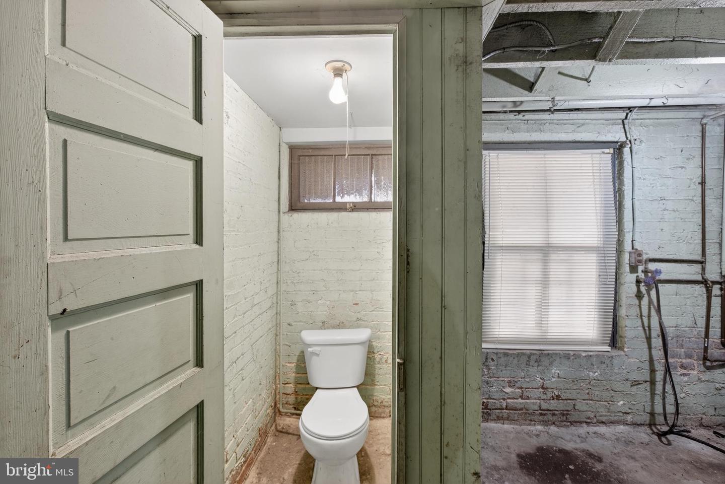 4124 NEW HAMPSHIRE AVE NW, WASHINGTON, District Of Columbia 20011, 3 Bedrooms Bedrooms, ,1 BathroomBathrooms,Residential,For sale,4124 NEW HAMPSHIRE AVE NW,DCDC2247866 MLS # DCDC2247866