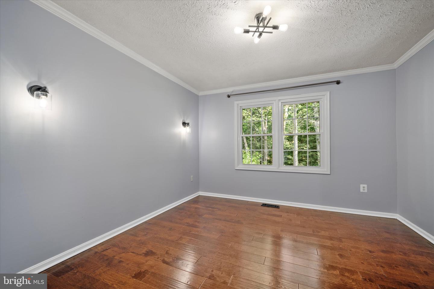 6112 HILLVIEW CT, MANASSAS, Virginia 20112, 5 Bedrooms Bedrooms, ,3 BathroomsBathrooms,Residential,For sale,6112 HILLVIEW CT,VAPW2113446 MLS # VAPW2113446