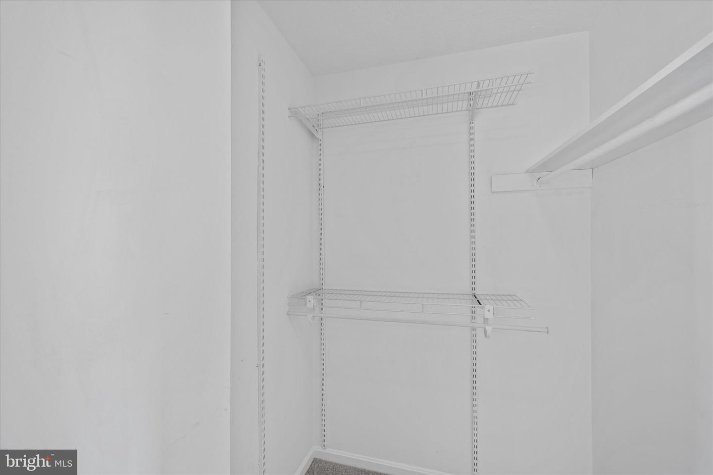 6112 HILLVIEW CT, MANASSAS, Virginia 20112, 5 Bedrooms Bedrooms, ,3 BathroomsBathrooms,Residential,For sale,6112 HILLVIEW CT,VAPW2113446 MLS # VAPW2113446