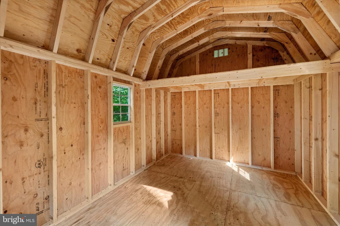 6112 HILLVIEW CT, MANASSAS, Virginia 20112, 5 Bedrooms Bedrooms, ,3 BathroomsBathrooms,Residential,For sale,6112 HILLVIEW CT,VAPW2113446 MLS # VAPW2113446