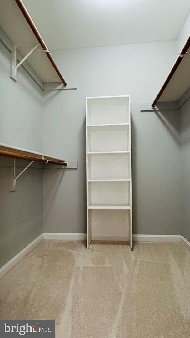 43105 GATWICK SQ, ASHBURN, Virginia 20147, 4 Bedrooms Bedrooms, 15 Rooms Rooms,3 BathroomsBathrooms,Residential,For sale,43105 GATWICK SQ,VALO2116930 MLS # VALO2116930