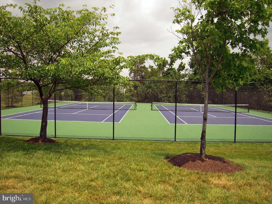 43105 GATWICK SQ, ASHBURN, Virginia 20147, 4 Bedrooms Bedrooms, 15 Rooms Rooms,3 BathroomsBathrooms,Residential,For sale,43105 GATWICK SQ,VALO2116930 MLS # VALO2116930