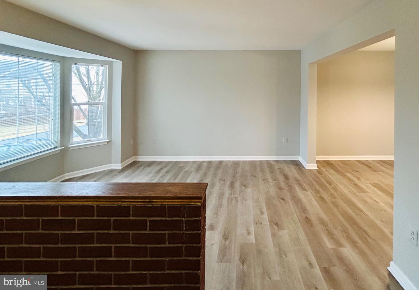 43105 GATWICK SQ, ASHBURN, Virginia 20147, 4 Bedrooms Bedrooms, 15 Rooms Rooms,3 BathroomsBathrooms,Residential,For sale,43105 GATWICK SQ,VALO2116930 MLS # VALO2116930