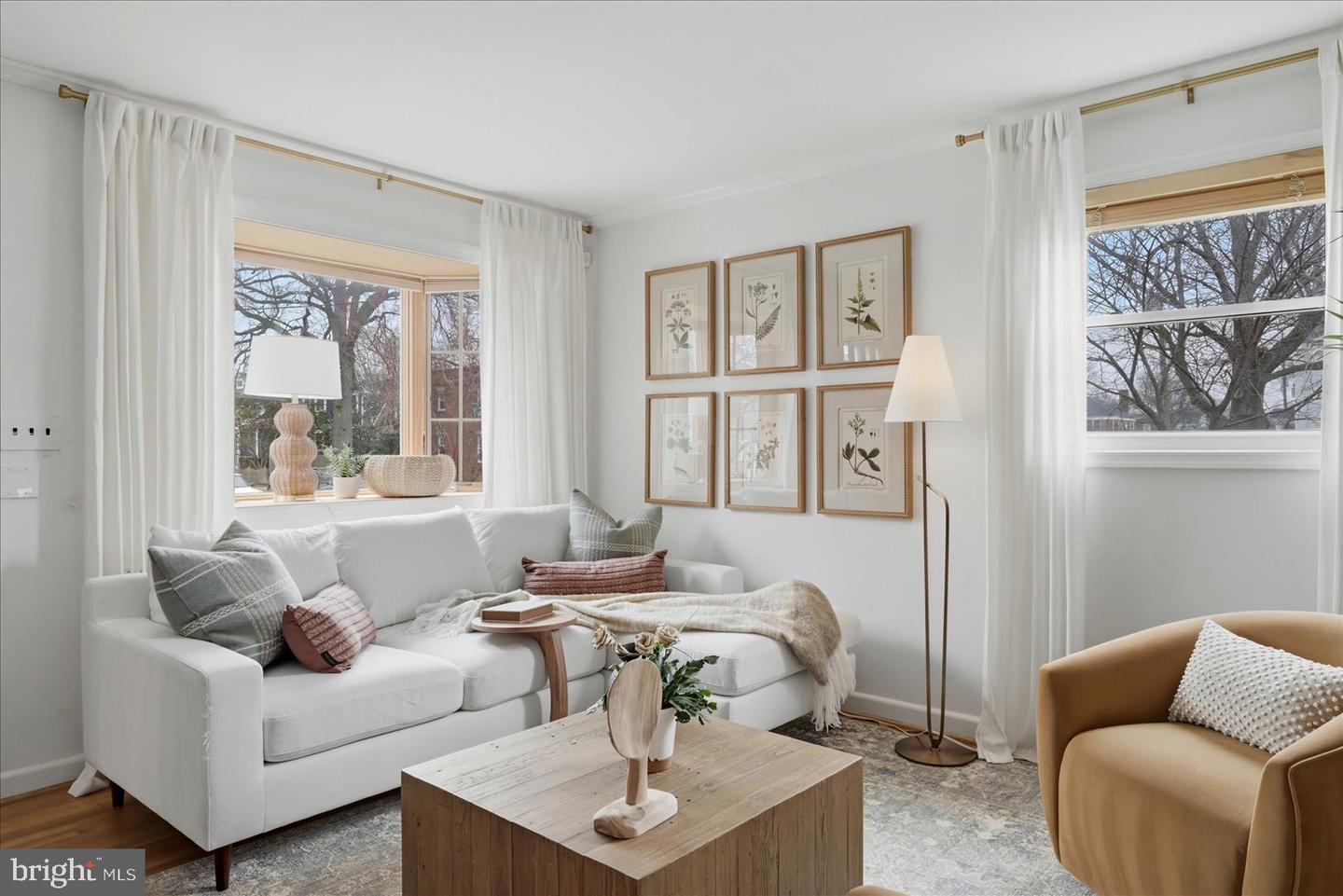 127 E GLENDALE AVE, ALEXANDRIA, Virginia 22301, 3 Bedrooms Bedrooms, ,2 BathroomsBathrooms,Residential,For sale,127 E GLENDALE AVE,VAAX2054604 MLS # VAAX2054604