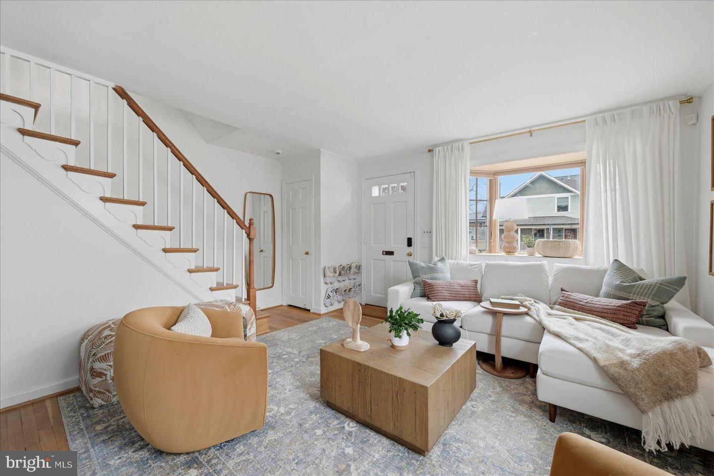 127 E GLENDALE AVE, ALEXANDRIA, Virginia 22301, 3 Bedrooms Bedrooms, ,2 BathroomsBathrooms,Residential,For sale,127 E GLENDALE AVE,VAAX2054604 MLS # VAAX2054604