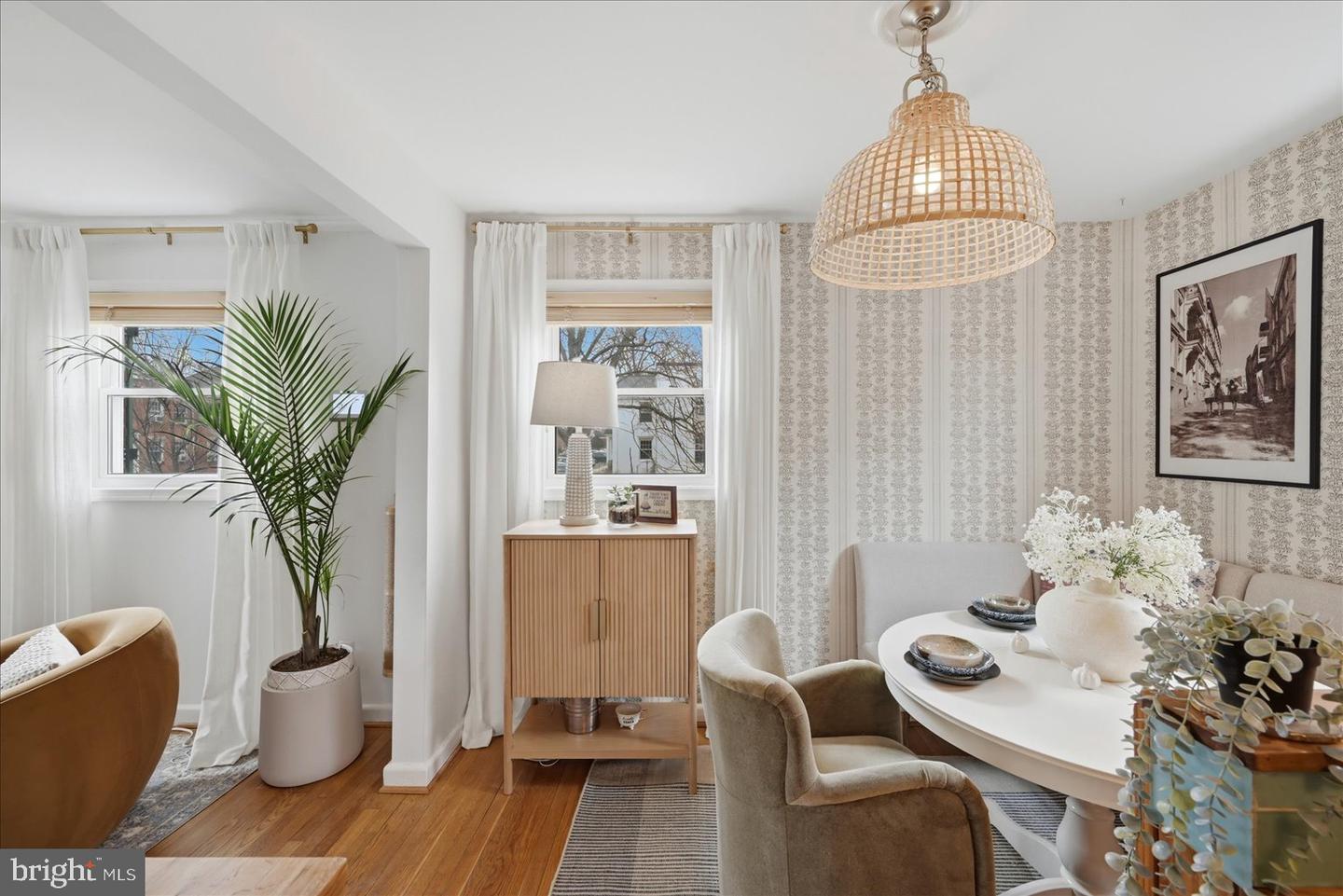 127 E GLENDALE AVE, ALEXANDRIA, Virginia 22301, 3 Bedrooms Bedrooms, ,2 BathroomsBathrooms,Residential,For sale,127 E GLENDALE AVE,VAAX2054604 MLS # VAAX2054604