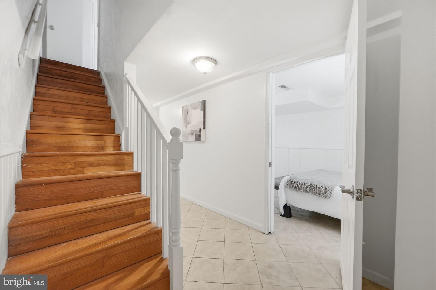 1714 E ST NE, WASHINGTON, District Of Columbia 20002, 3 Bedrooms Bedrooms, 7 Rooms Rooms,3 BathroomsBathrooms,Residential,For sale,1714 E ST NE,DCDC2248422 MLS # DCDC2248422
