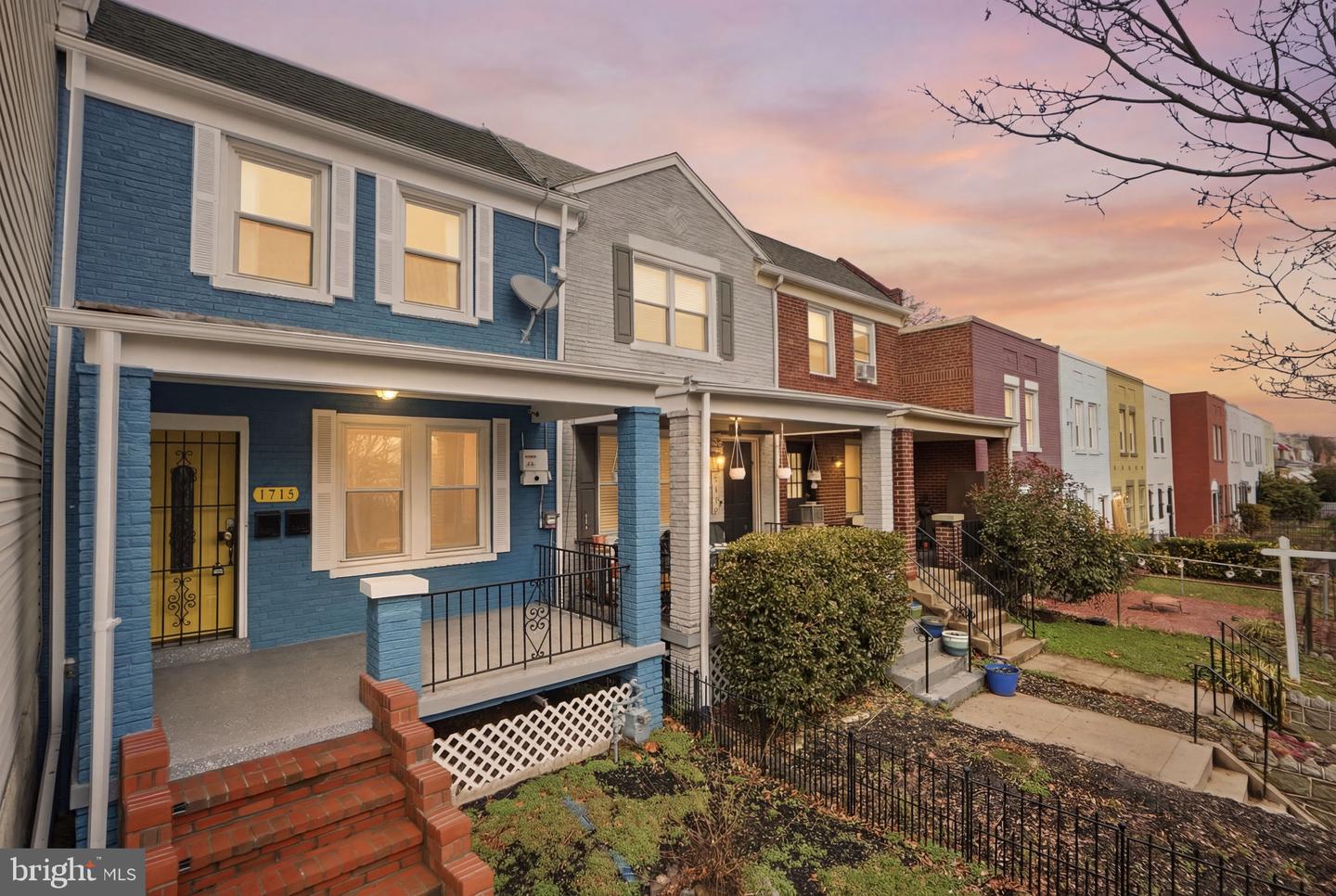 1714 E ST NE, WASHINGTON, District Of Columbia 20002, 3 Bedrooms Bedrooms, 7 Rooms Rooms,3 BathroomsBathrooms,Residential,For sale,1714 E ST NE,DCDC2248422 MLS # DCDC2248422