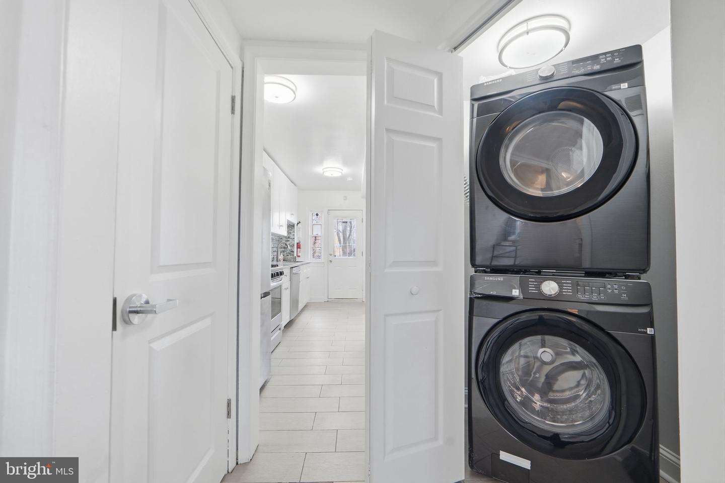 1714 E ST NE, WASHINGTON, District Of Columbia 20002, 3 Bedrooms Bedrooms, 7 Rooms Rooms,3 BathroomsBathrooms,Residential,For sale,1714 E ST NE,DCDC2248422 MLS # DCDC2248422